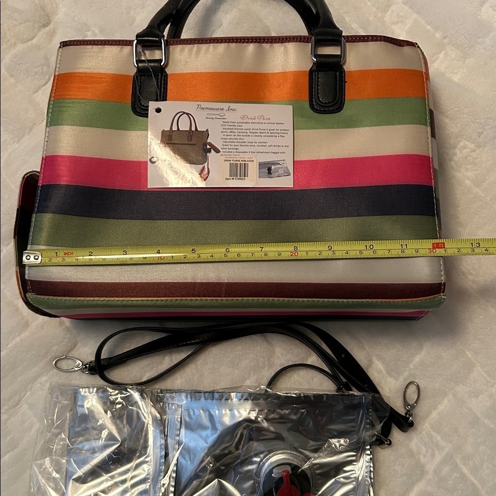 NWT Drinkware Inc. Insulated Drink Bag and Wine Growler - Picture 5 of 13